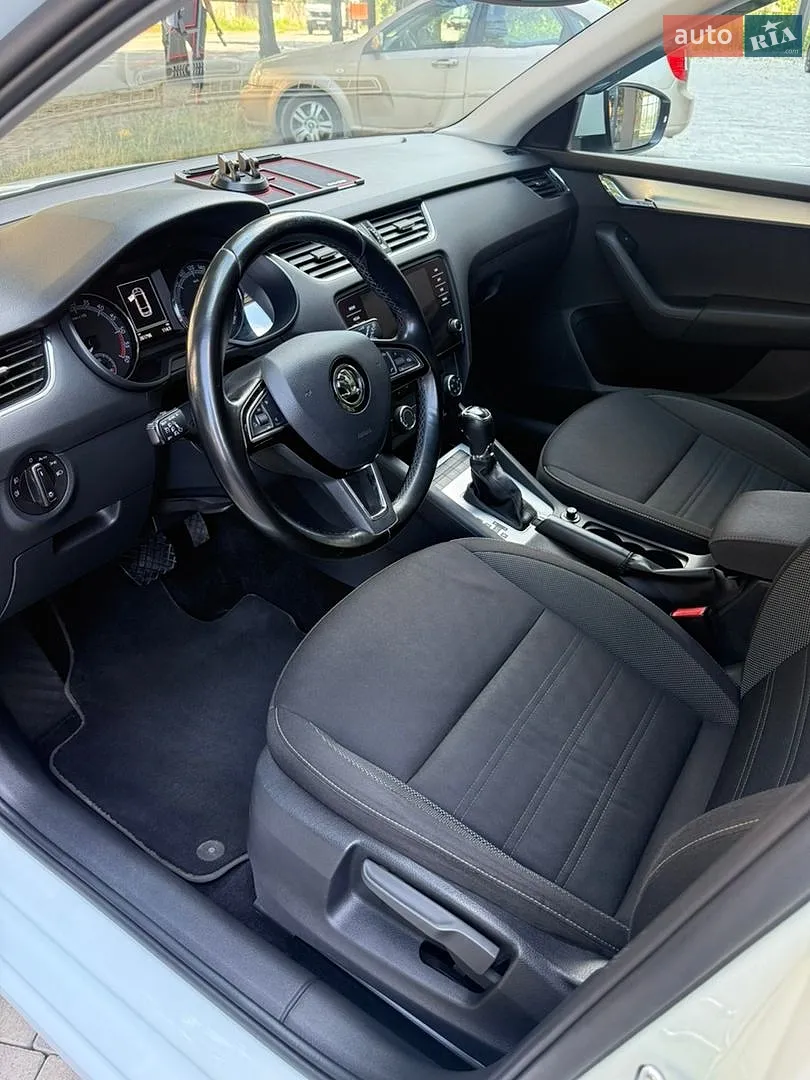 2017 Skoda Octavia - мініатюра 16