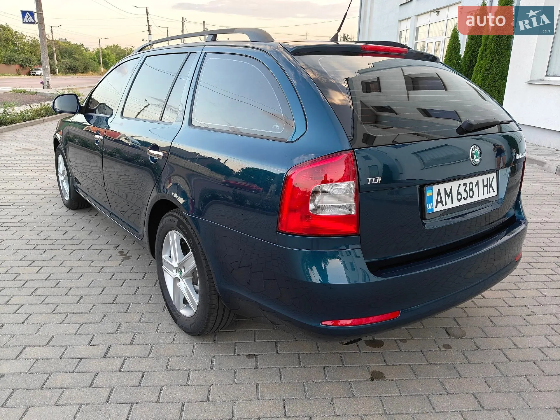 2011 Skoda Octavia - мініатюра 10