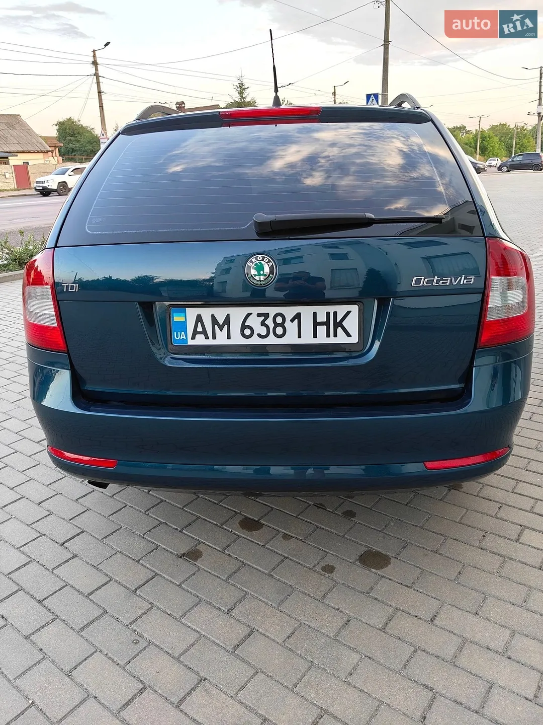 2011 Skoda Octavia - мініатюра 9