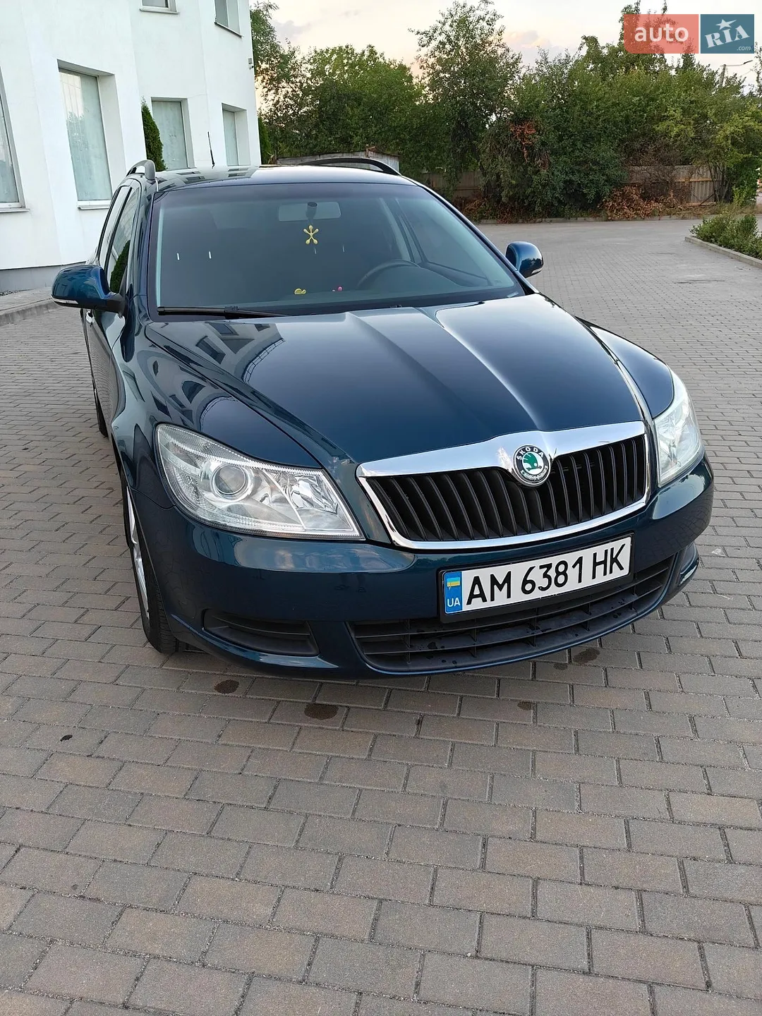 2011 Skoda Octavia - мініатюра 2