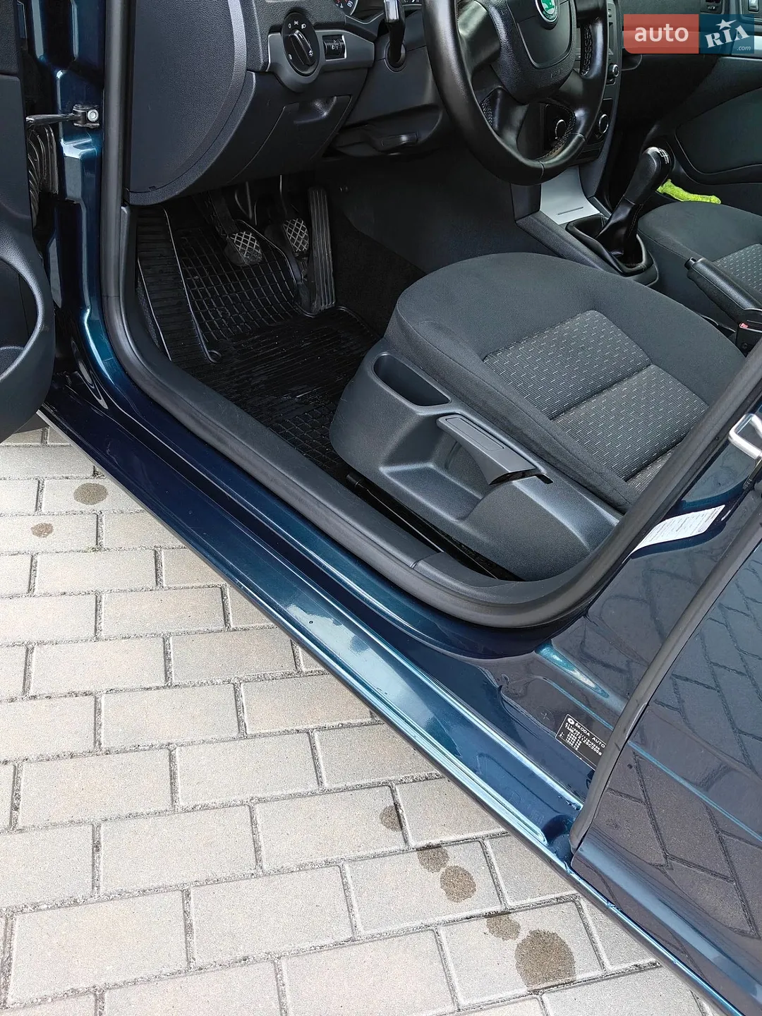 2011 Skoda Octavia - мініатюра 21