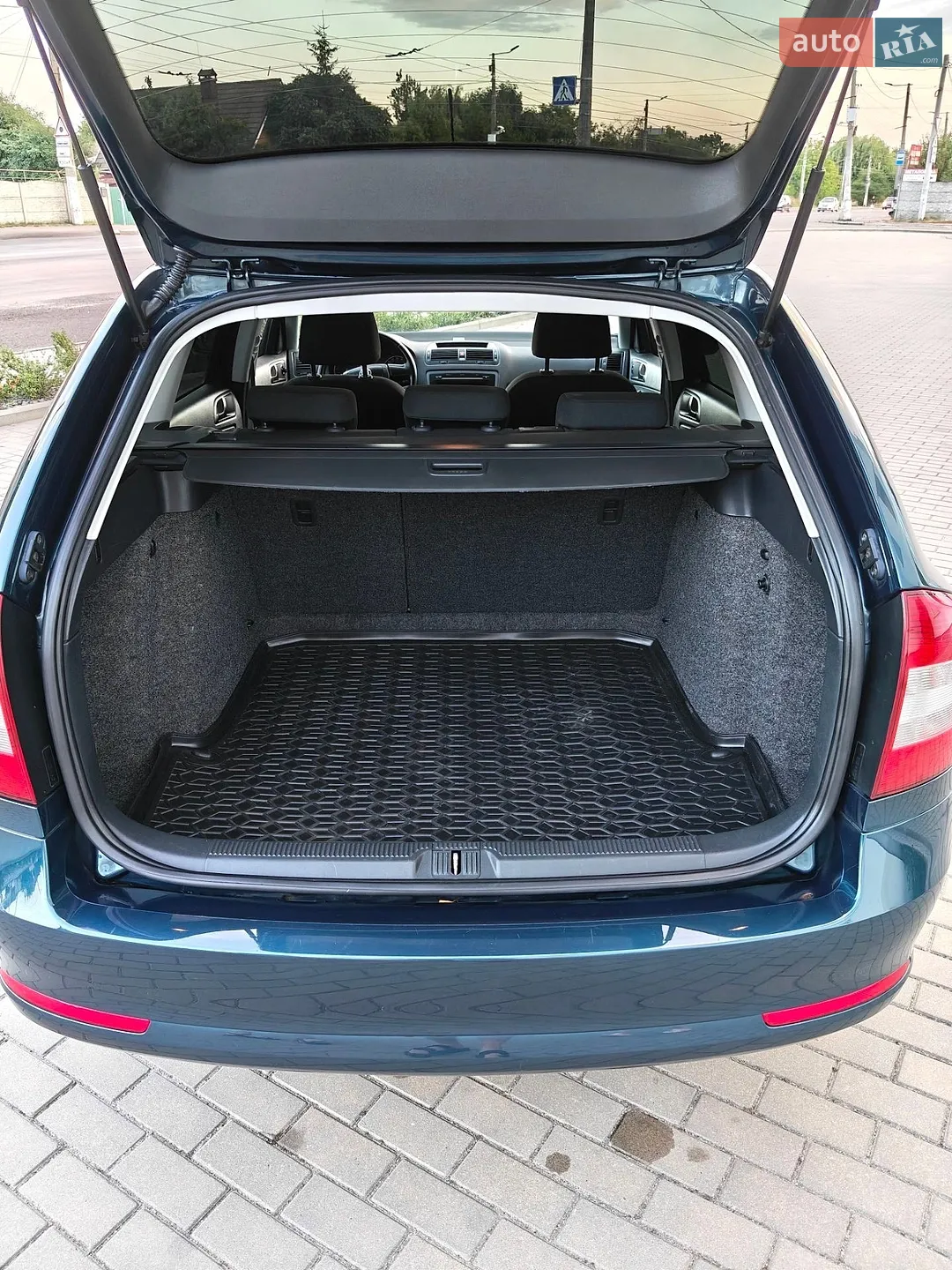 2011 Skoda Octavia - мініатюра 26