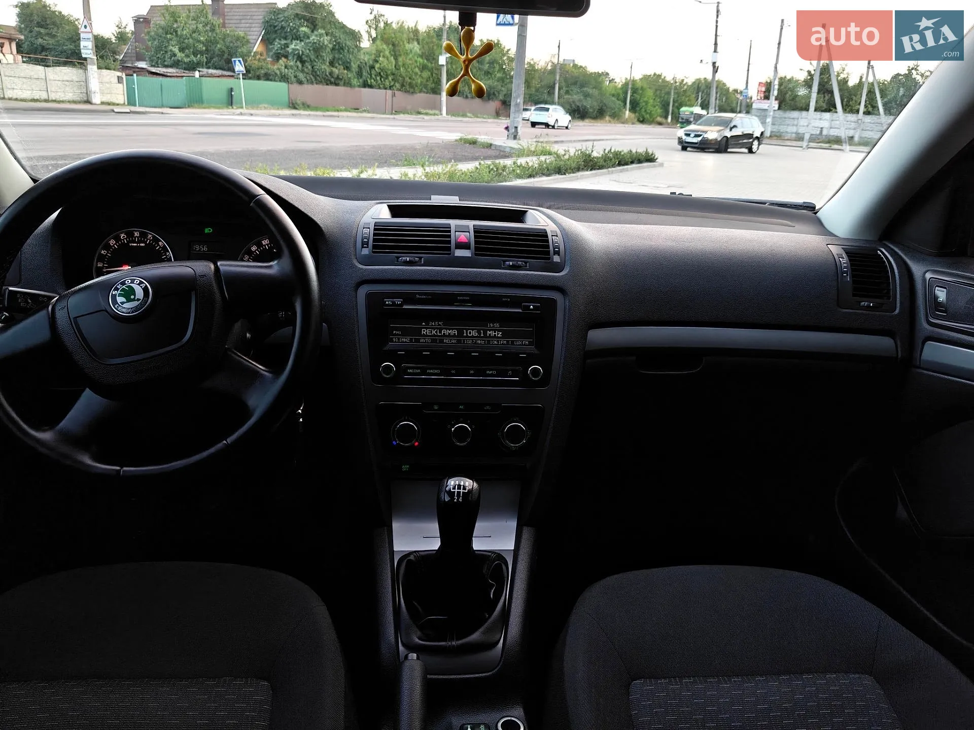 2011 Skoda Octavia - мініатюра 32