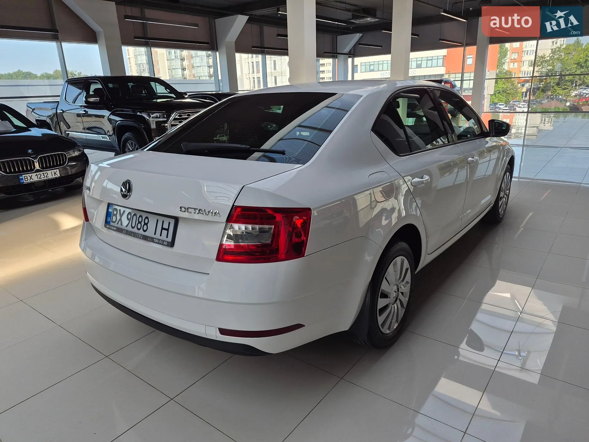 2017 Skoda Octavia - мініатюра 3