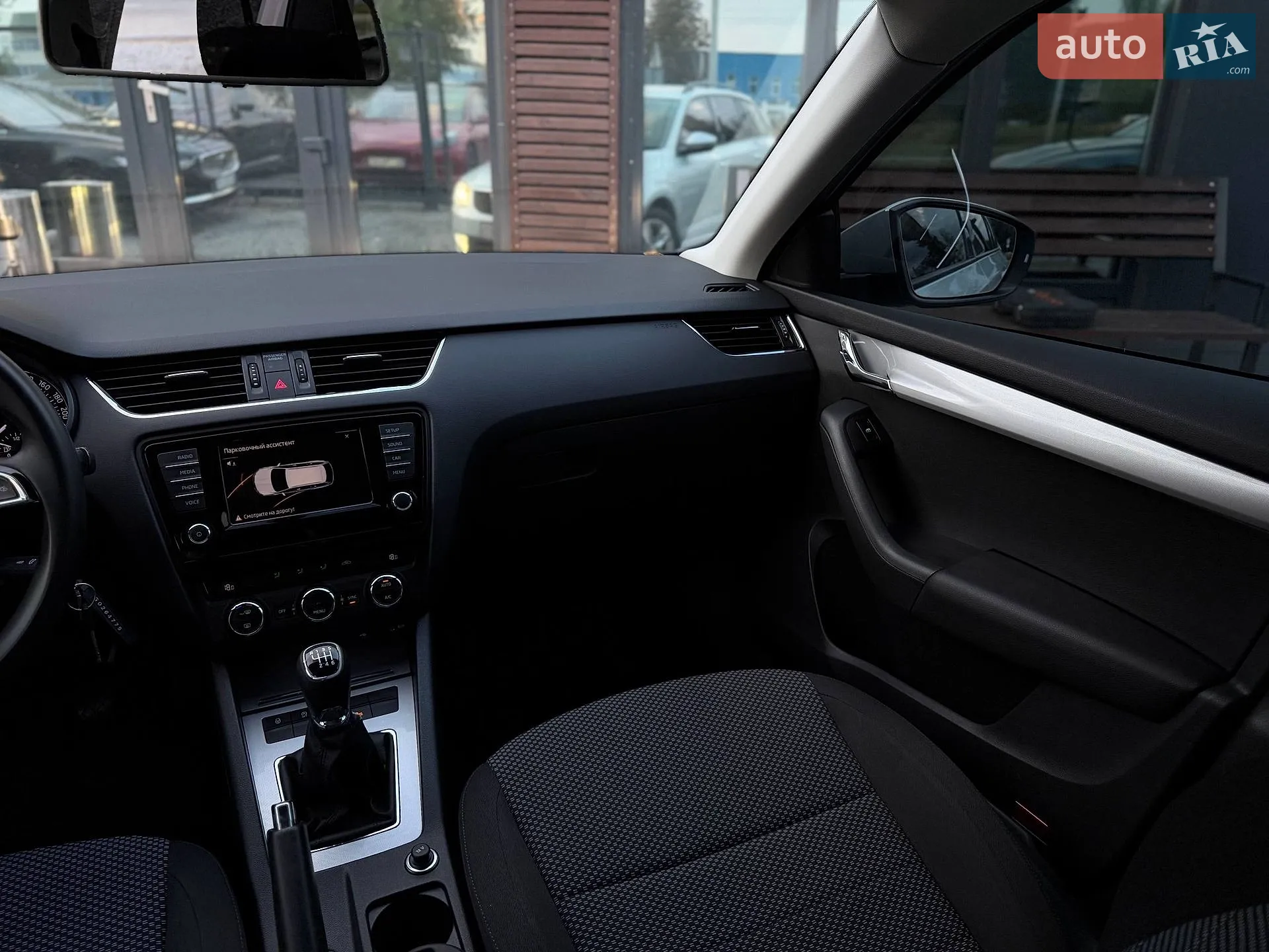 2016 Skoda Octavia - мініатюра 8