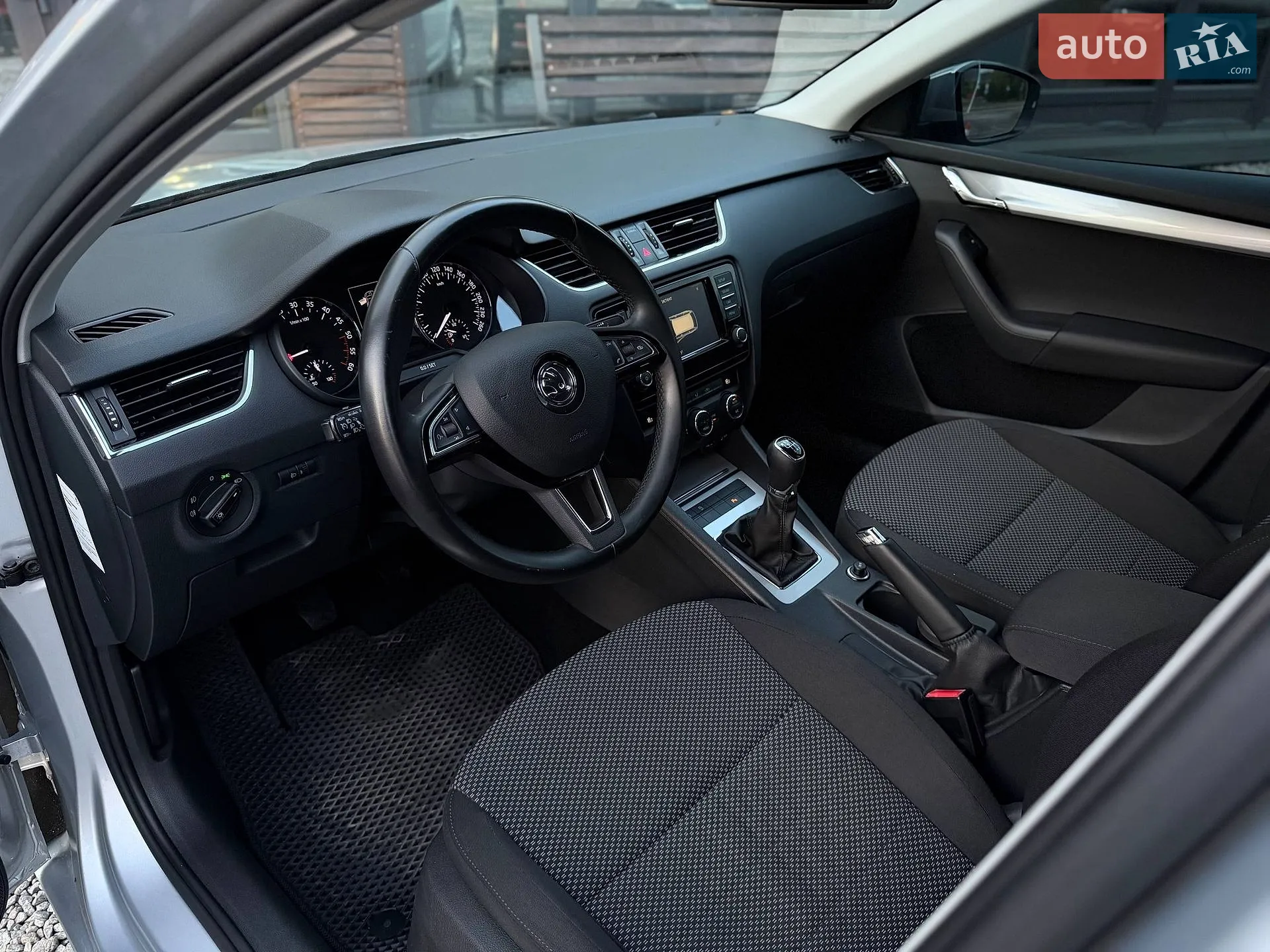 2016 Skoda Octavia - мініатюра 17