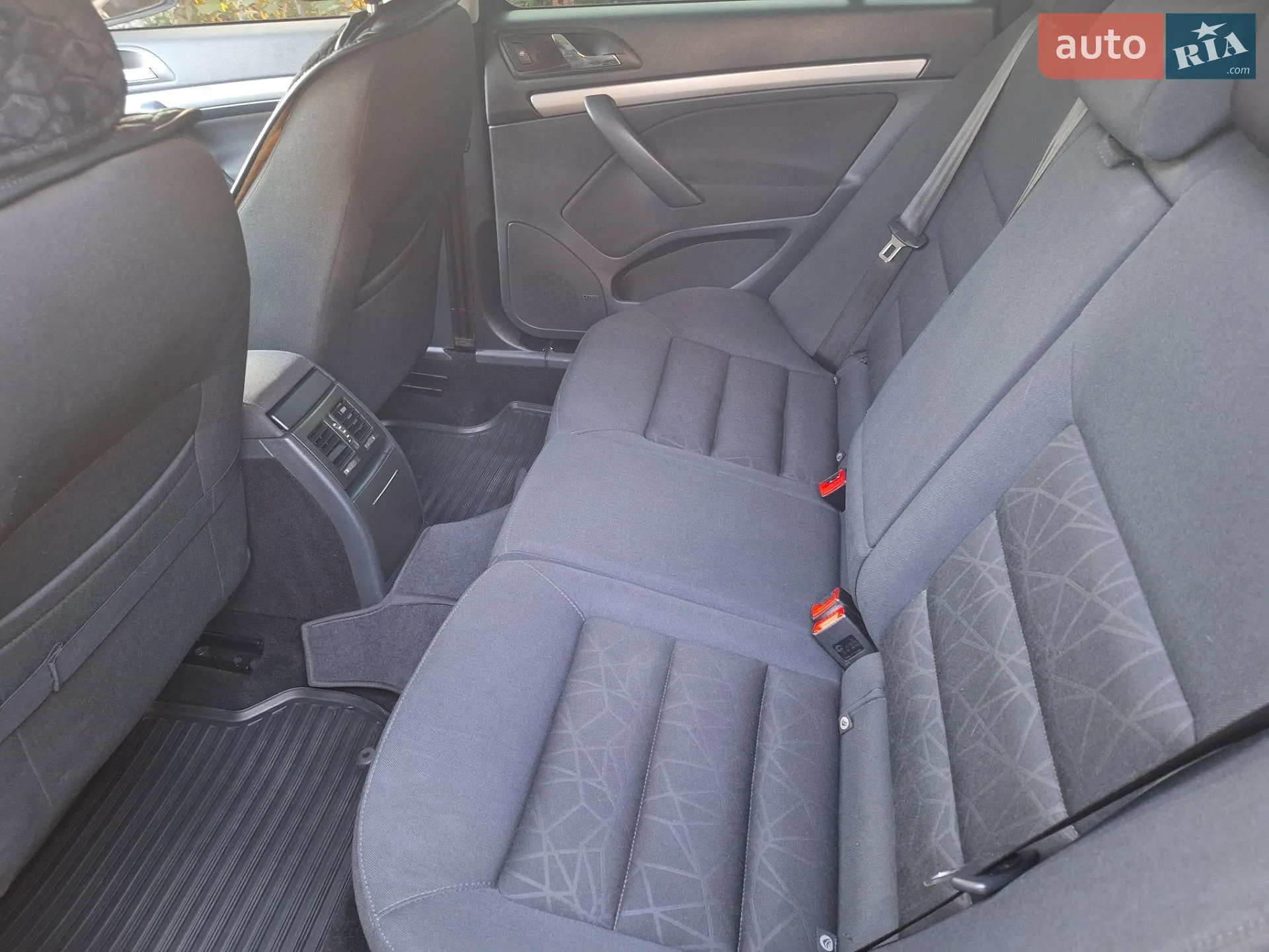 2012 Skoda Octavia - мініатюра 27