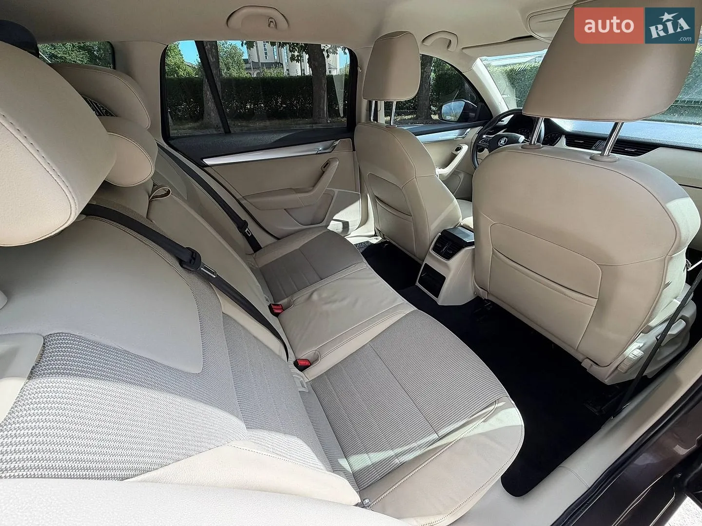 2013 Skoda Octavia - мініатюра 36