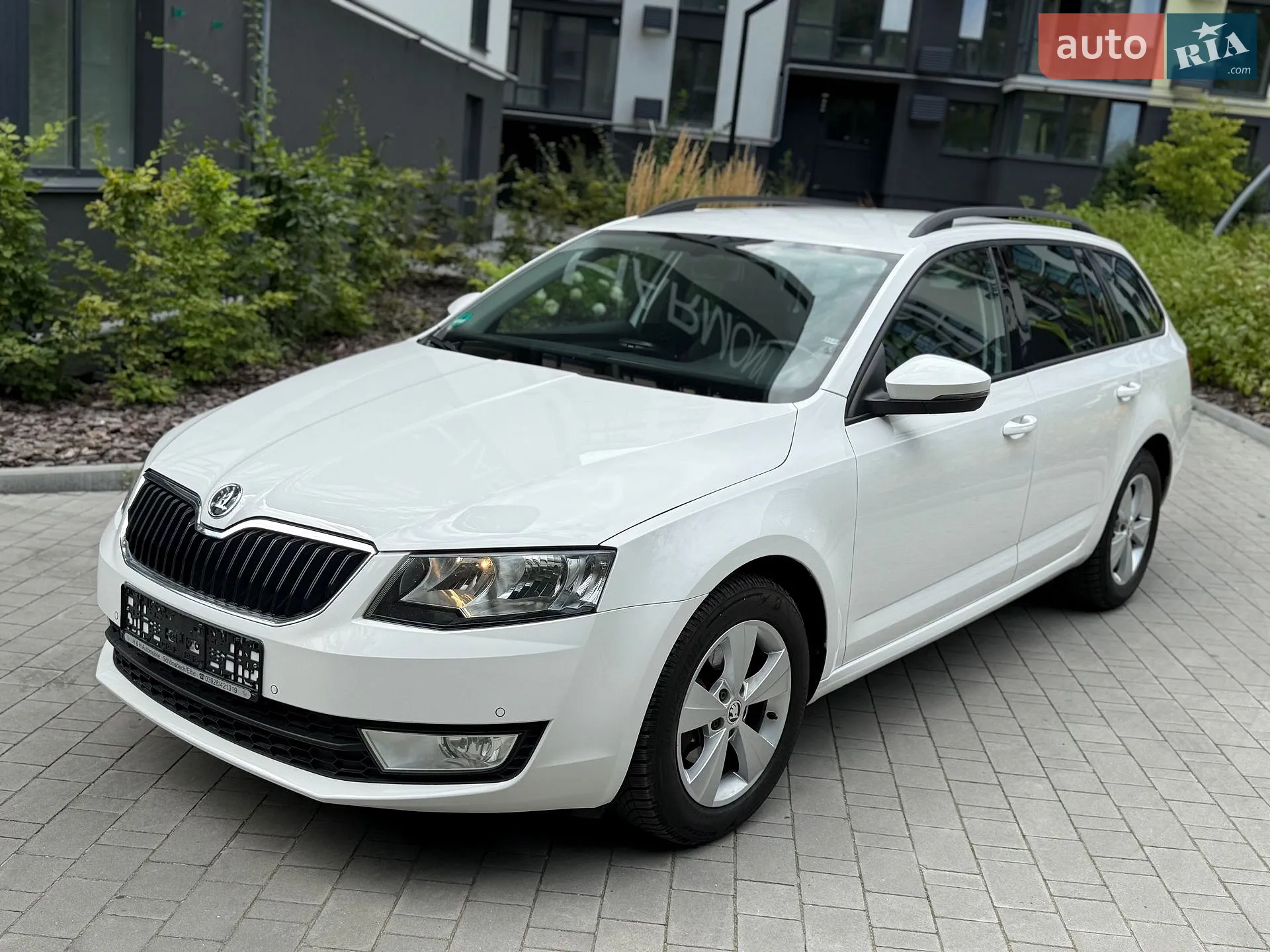 2016 Skoda Octavia - мініатюра 3