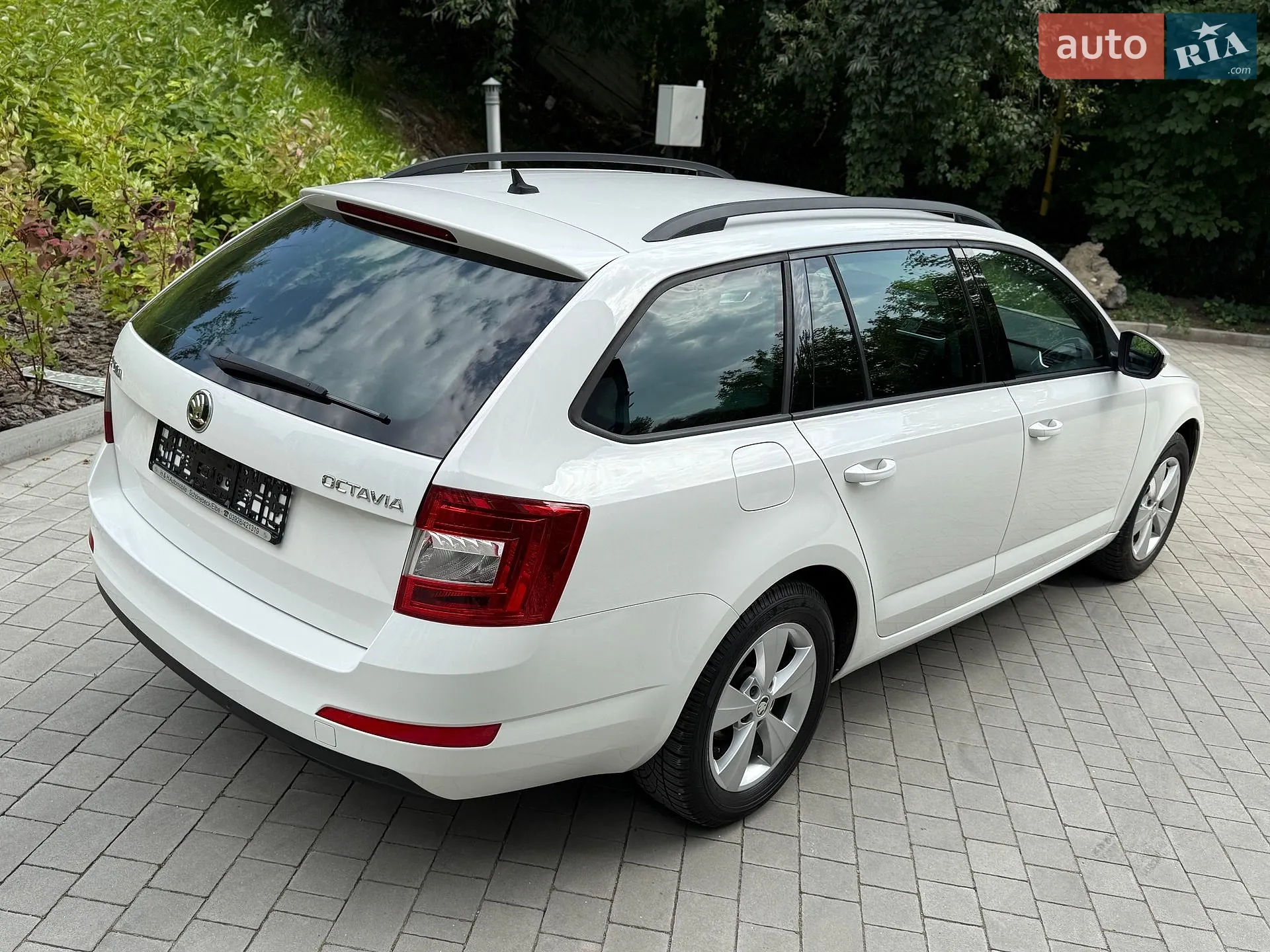 2016 Skoda Octavia - мініатюра 10