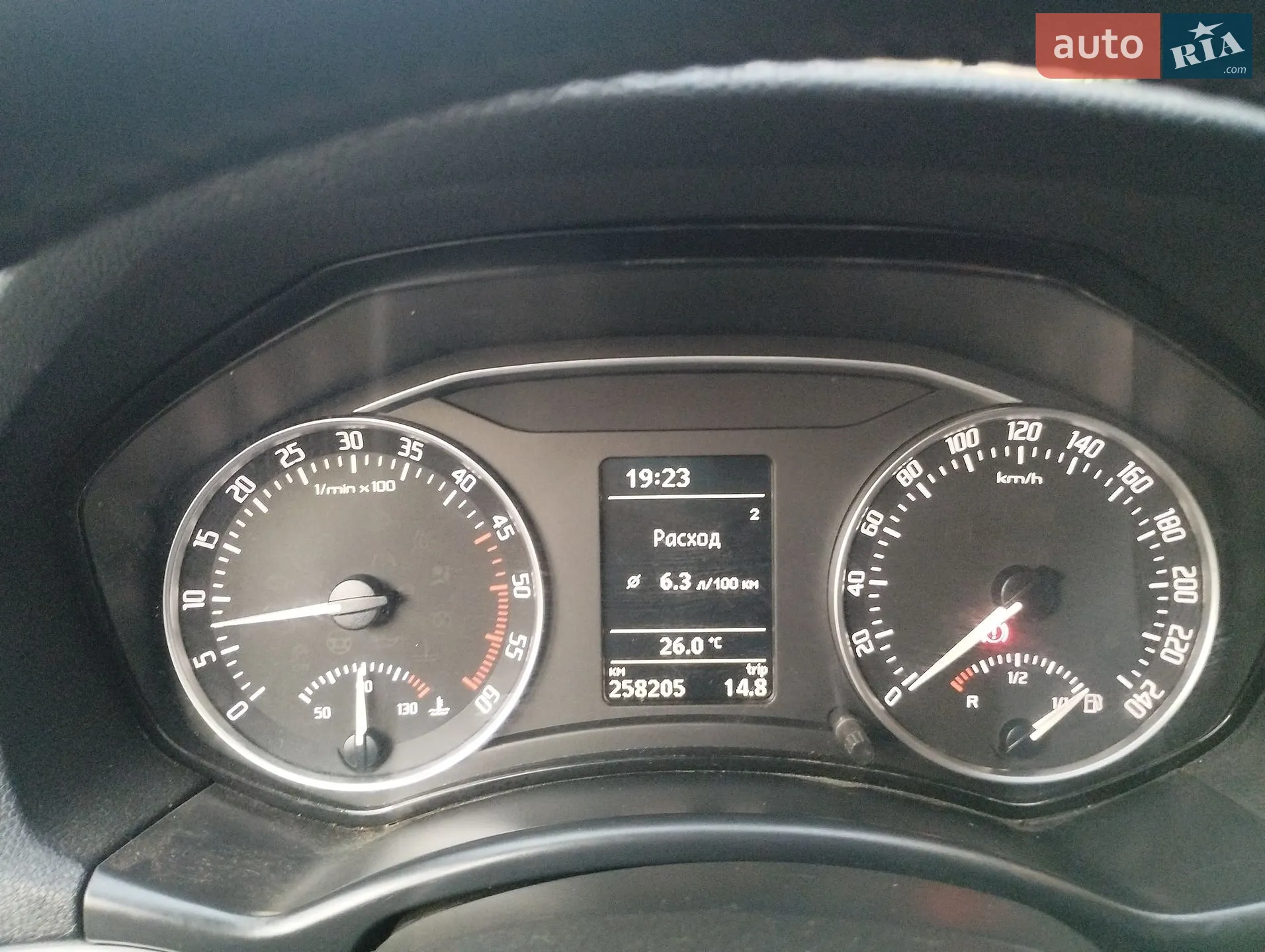 2010 Skoda Octavia - мініатюра 43