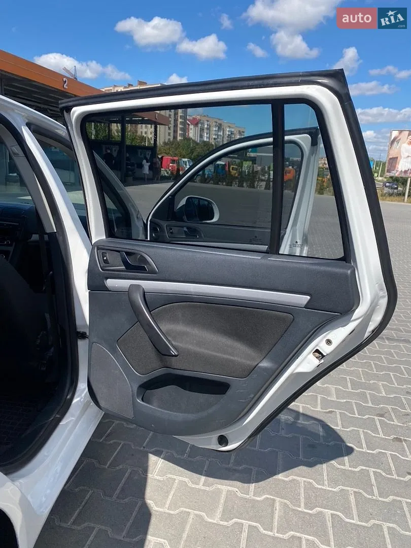 2013 Skoda Octavia - мініатюра 16