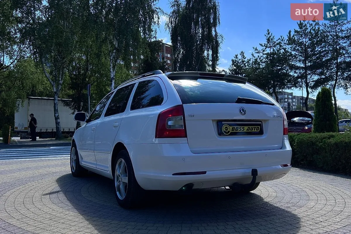 2010 Skoda Octavia - мініатюра 5