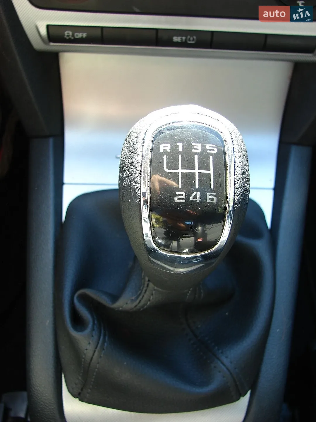 2011 Skoda Octavia - мініатюра 26