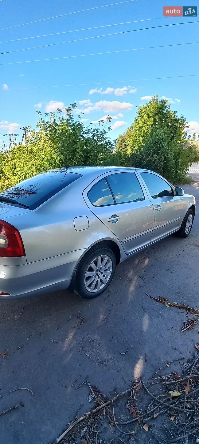 2010 Skoda Octavia - мініатюра 9