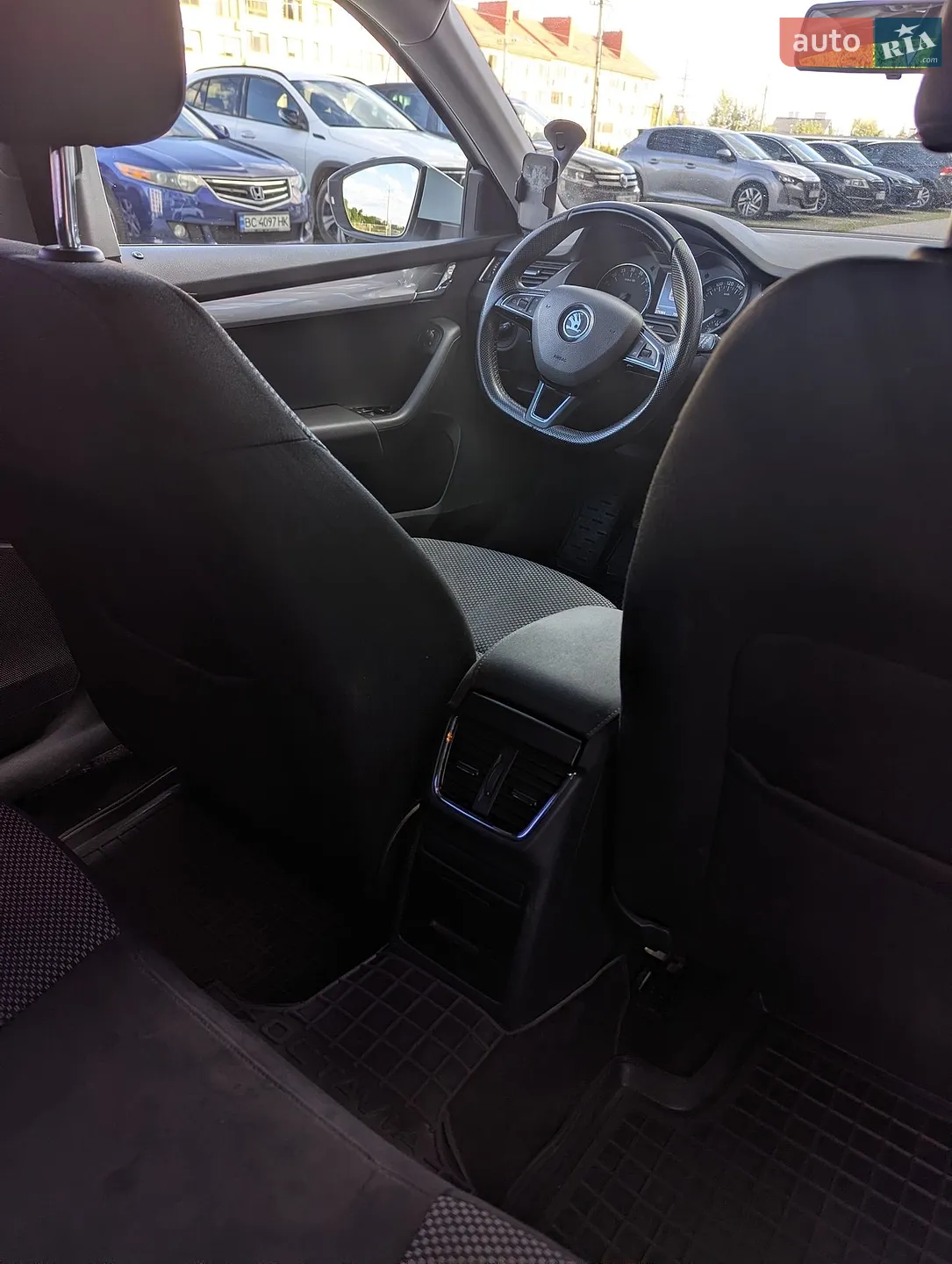 2015 Skoda Octavia - мініатюра 15