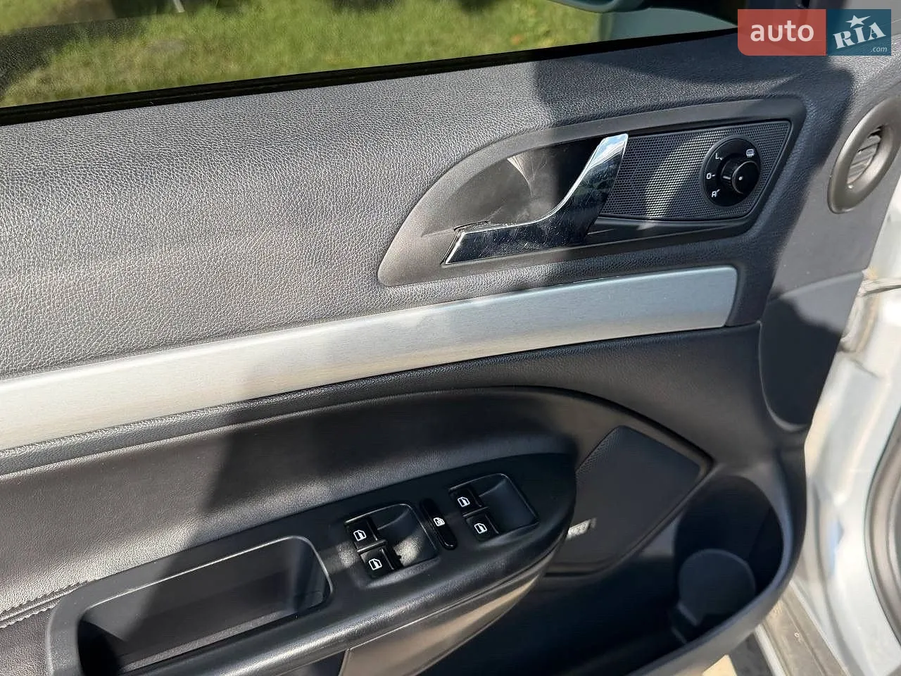 2010 Skoda Octavia - мініатюра 51