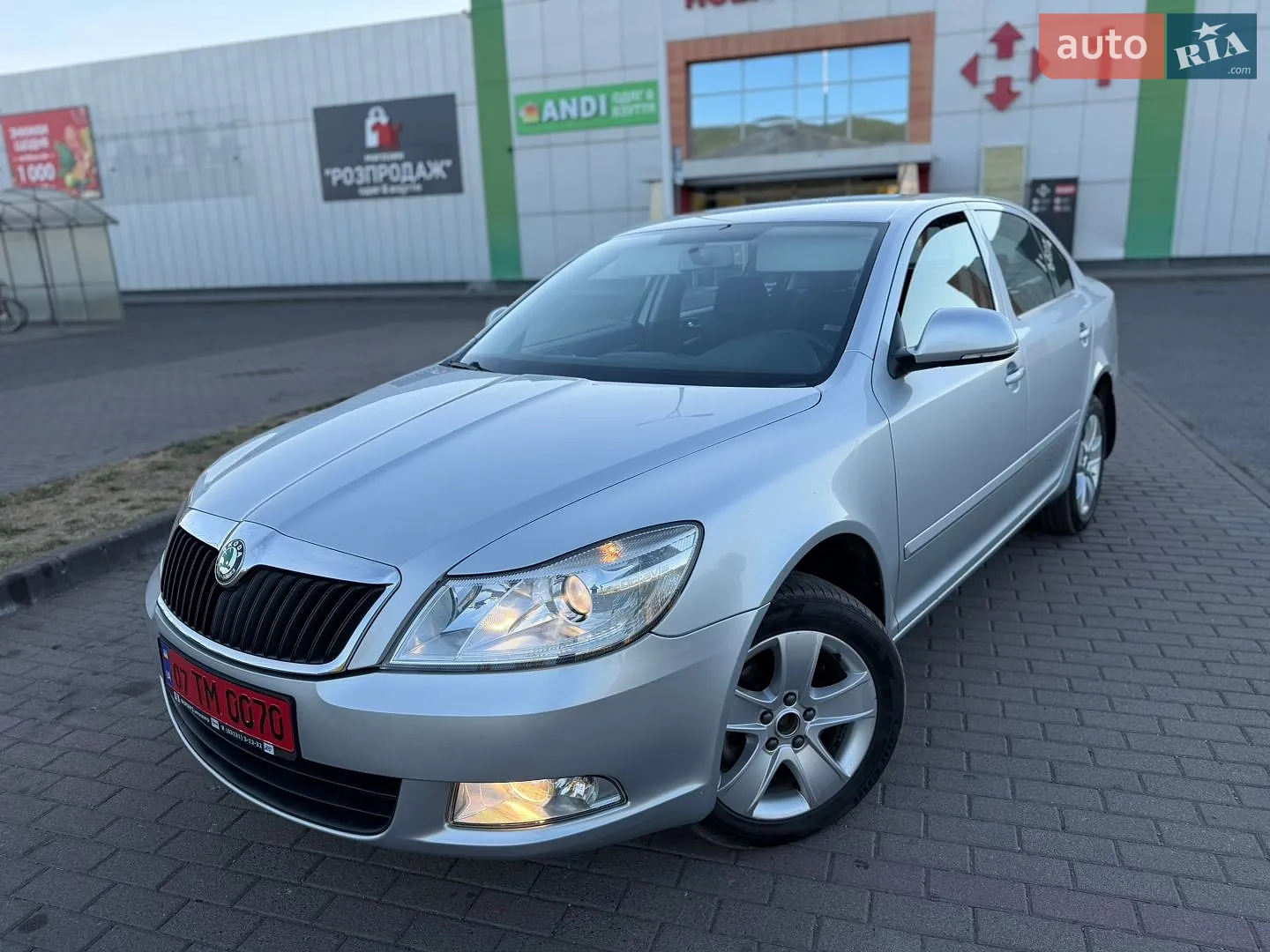 2011 Skoda Octavia - мініатюра 15