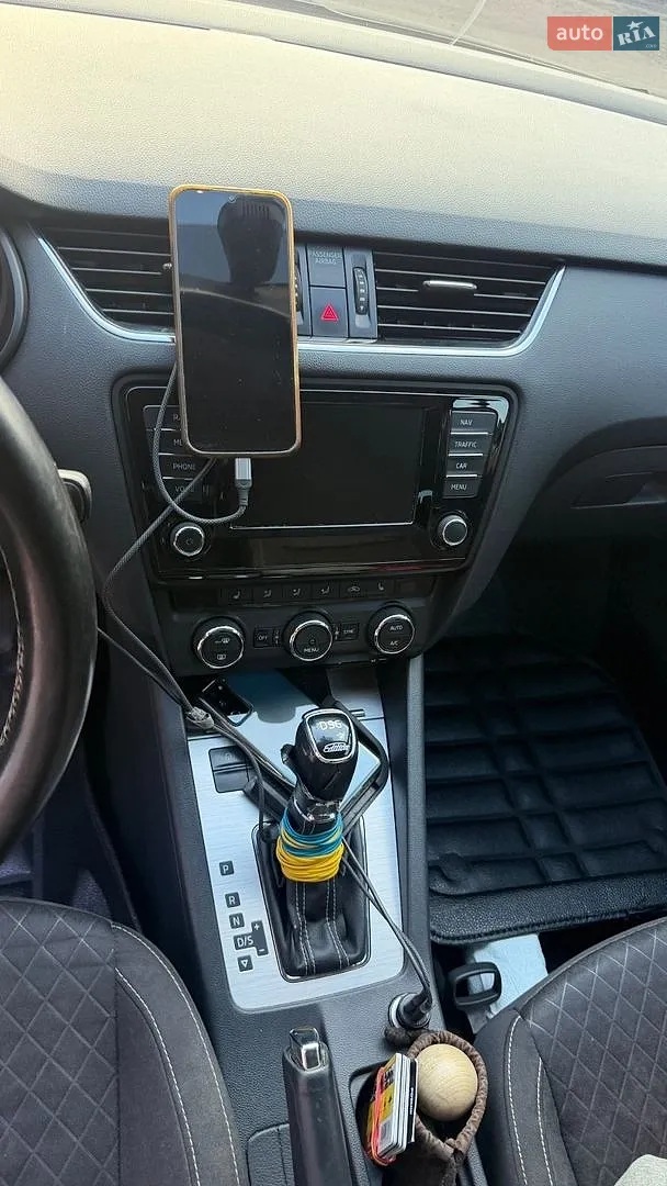 2015 Skoda Octavia - мініатюра 9