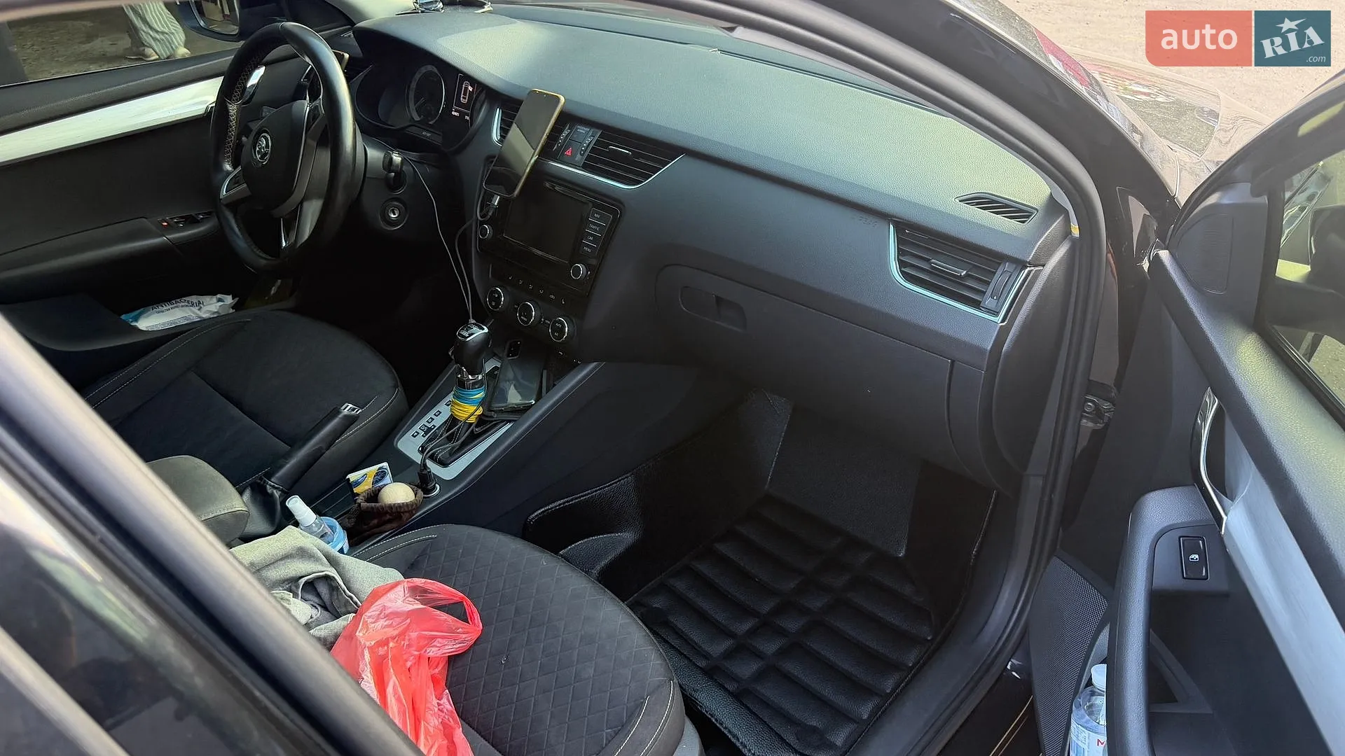 2015 Skoda Octavia - мініатюра 12