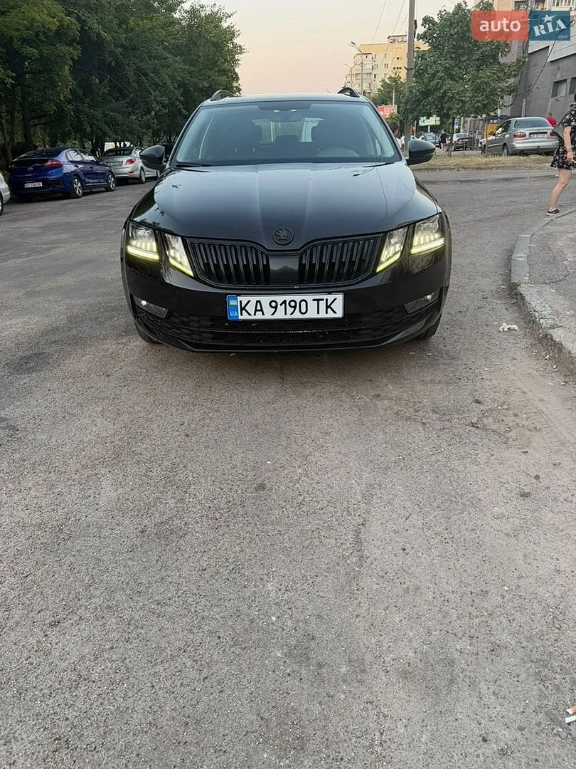 2019 Skoda Octavia - фото 1