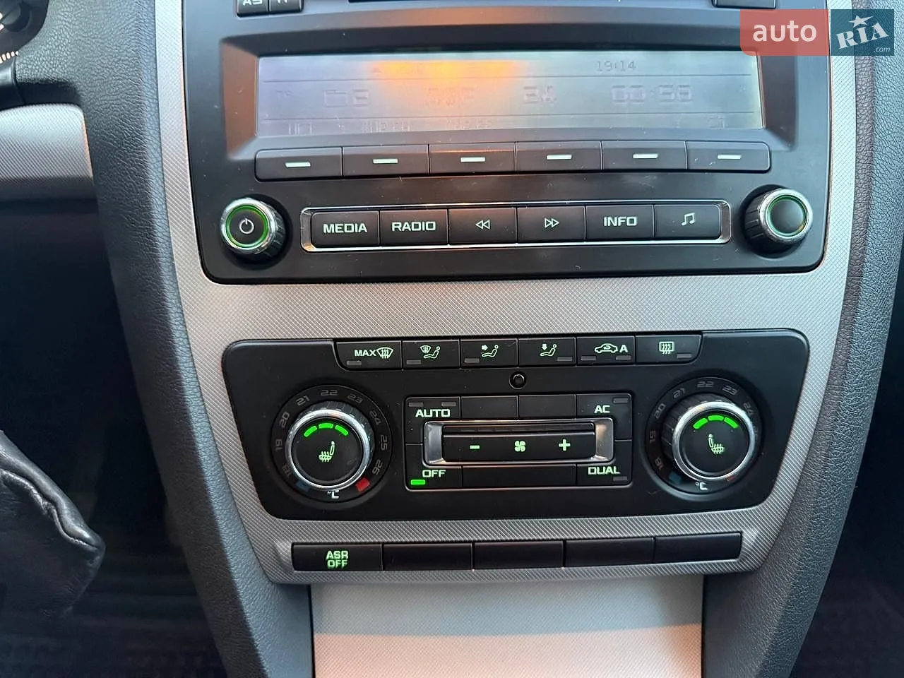 2012 Skoda Octavia - мініатюра 61