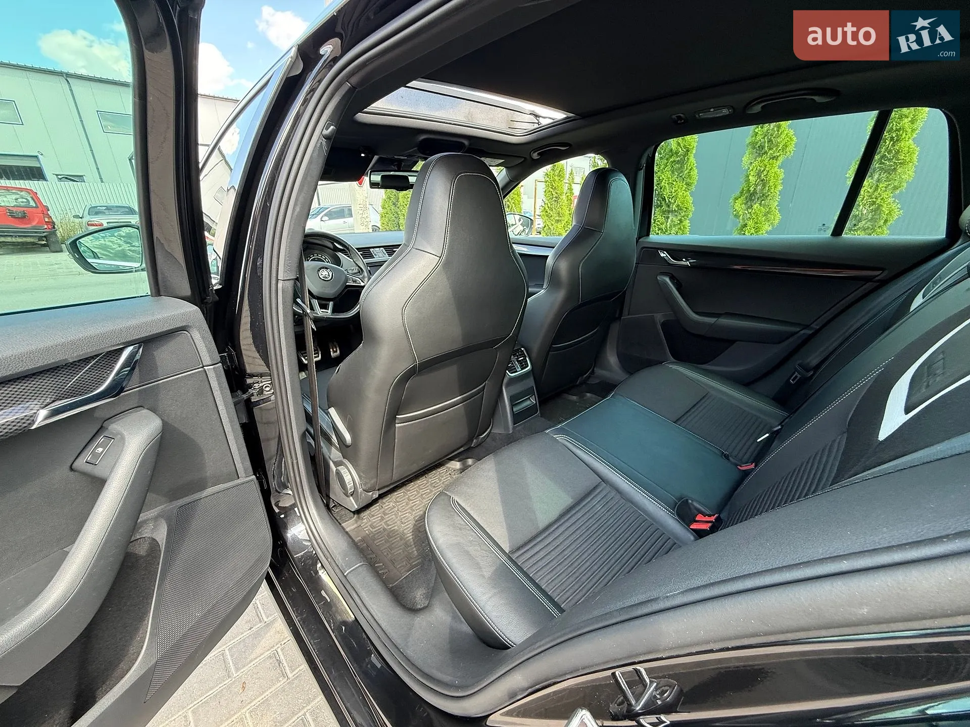 2016 Skoda Octavia - мініатюра 19