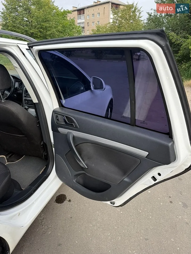 2012 Skoda Octavia - мініатюра 12