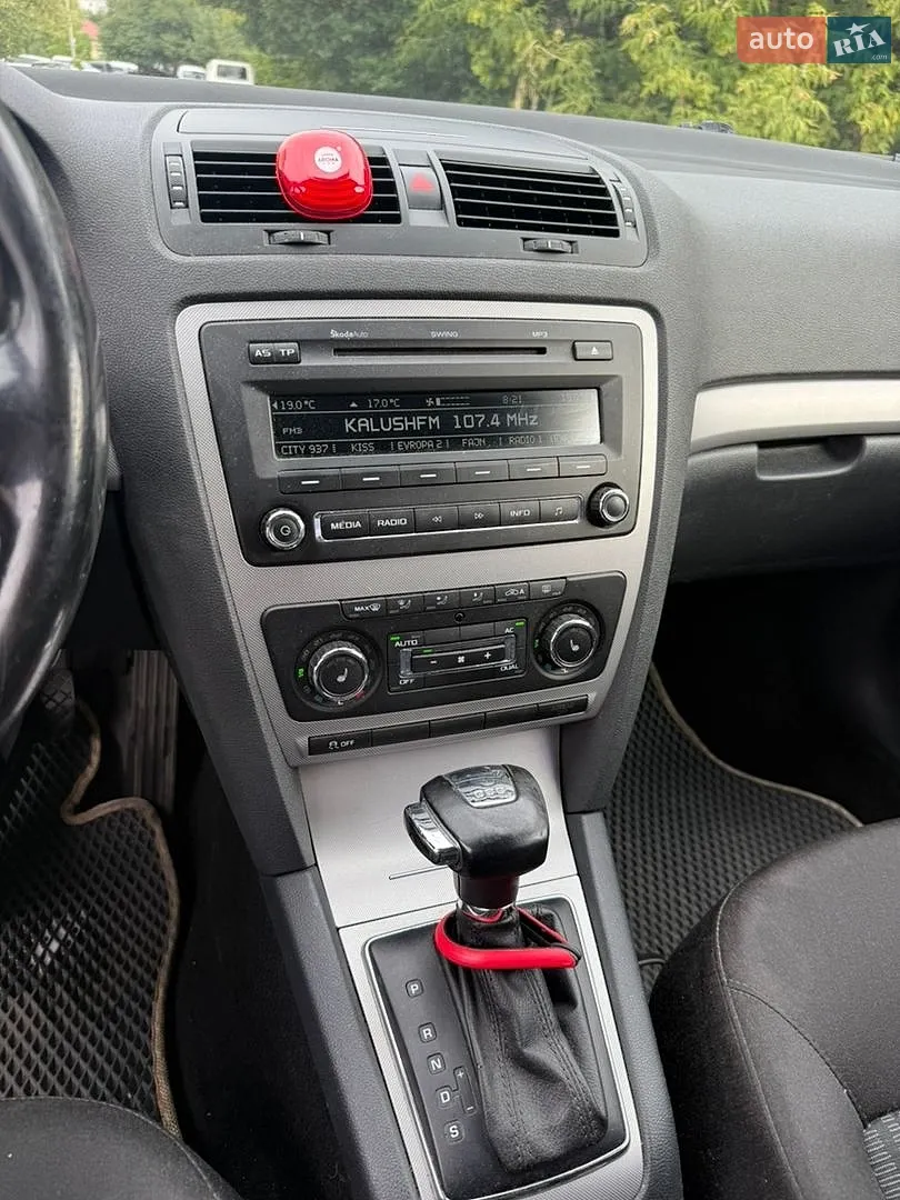 2012 Skoda Octavia - мініатюра 16