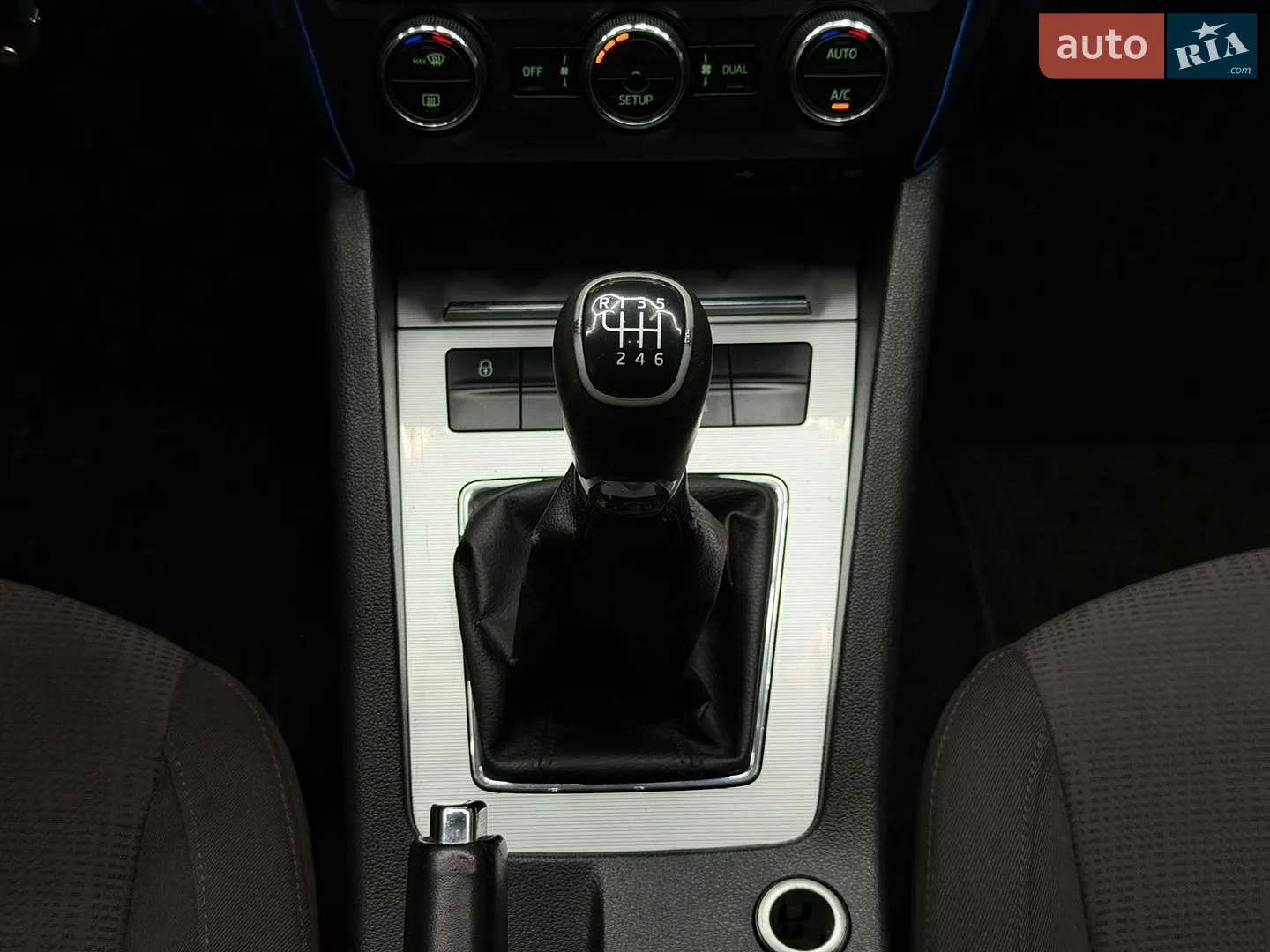 2013 Skoda Octavia - мініатюра 21