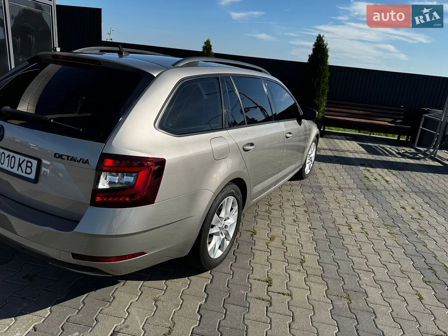 2017 Skoda Octavia - мініатюра 12