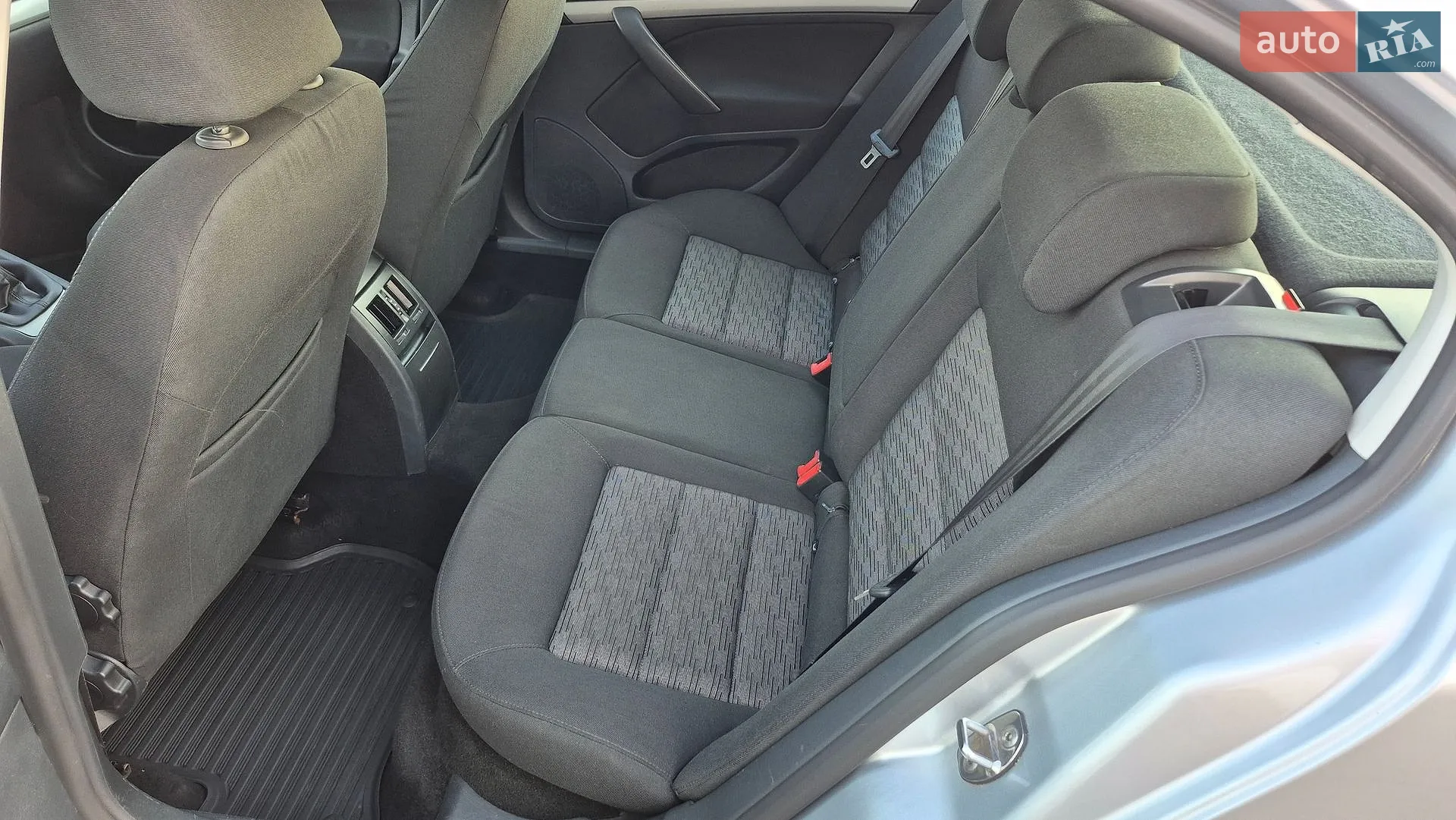 2012 Skoda Octavia - мініатюра 27