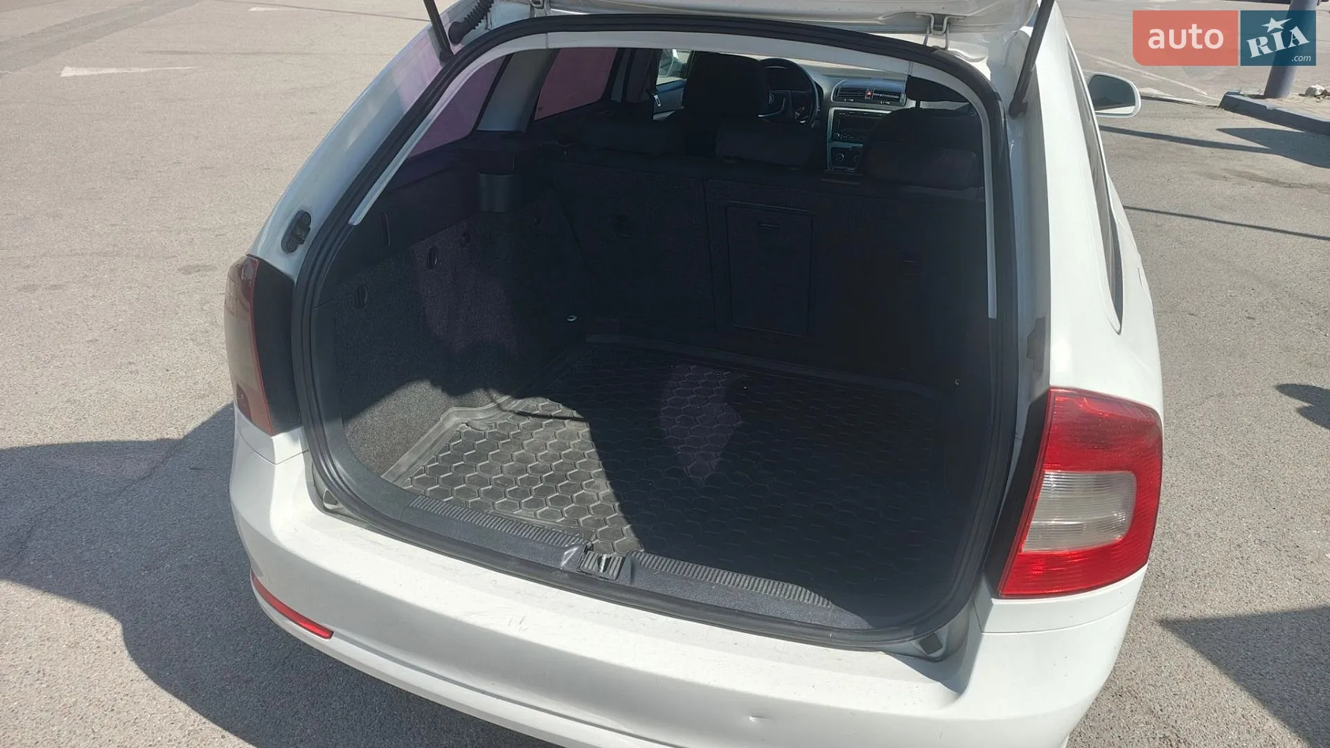 2012 Skoda Octavia - мініатюра 17
