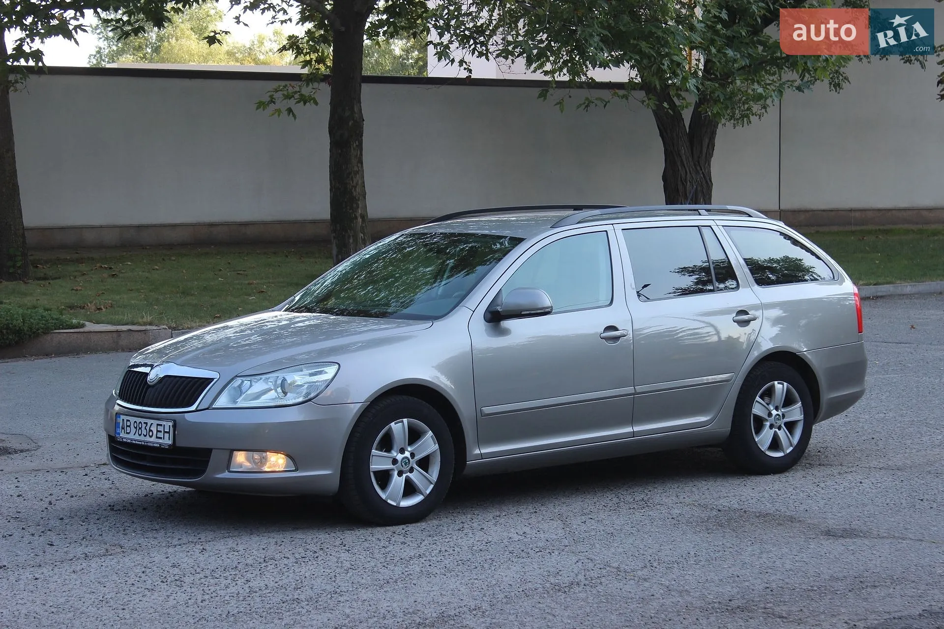 2010 Skoda Octavia - мініатюра 3