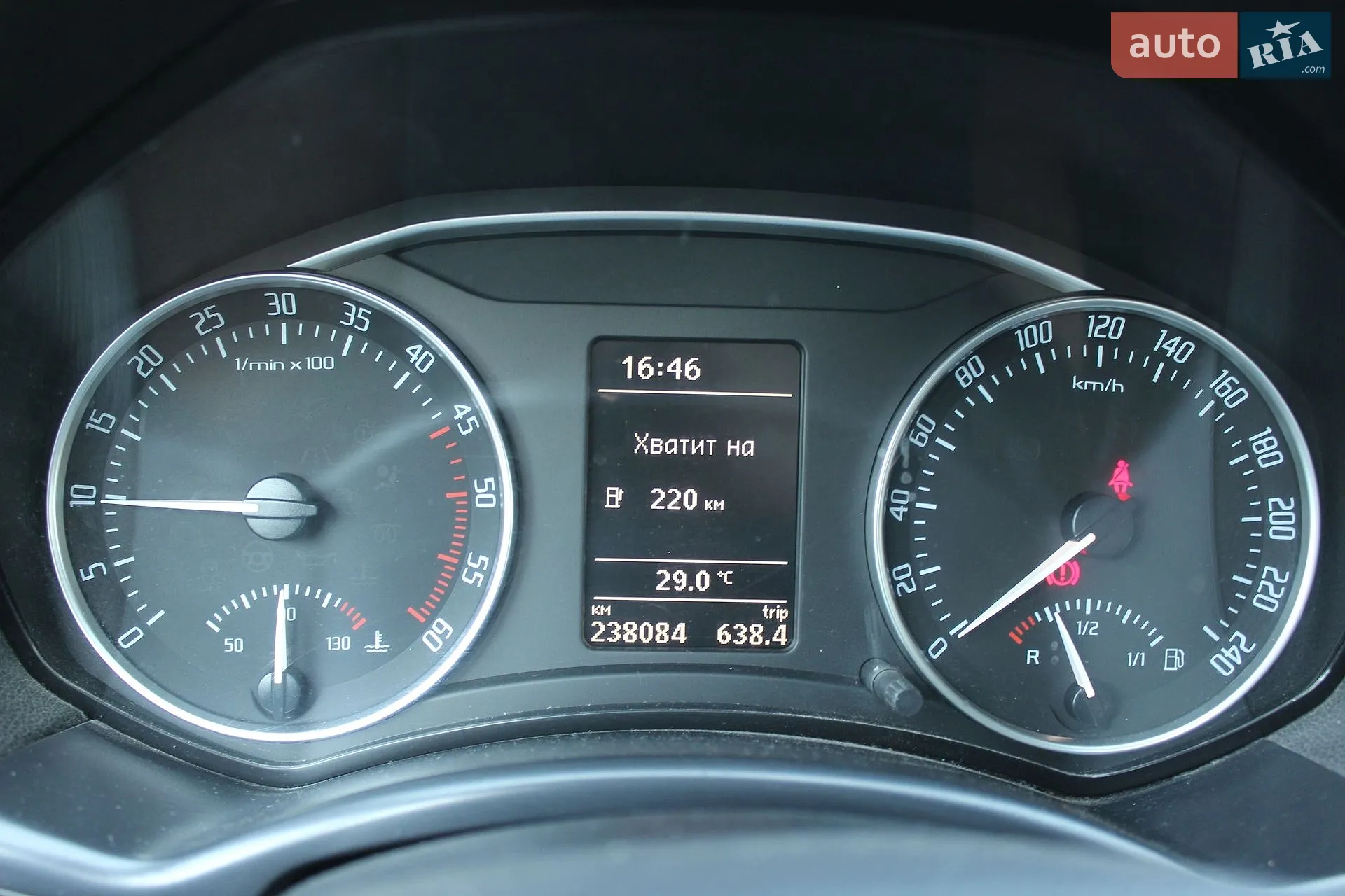 2010 Skoda Octavia - мініатюра 21