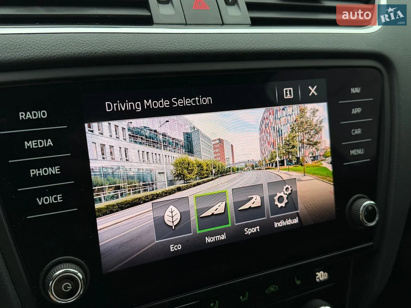 2020 Skoda Octavia - мініатюра 52