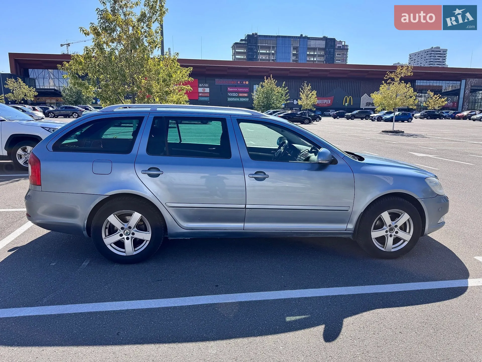2010 Skoda Octavia - фото 1