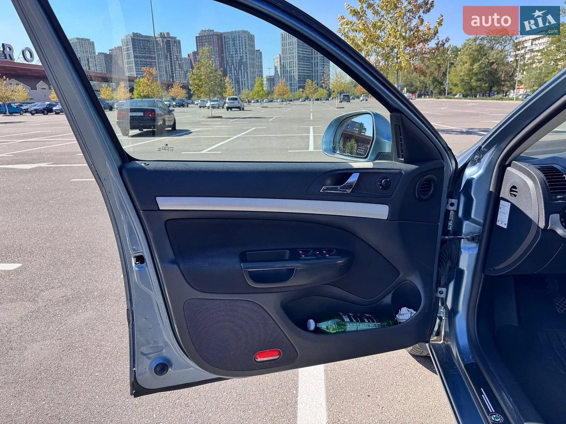 2010 Skoda Octavia - мініатюра 16