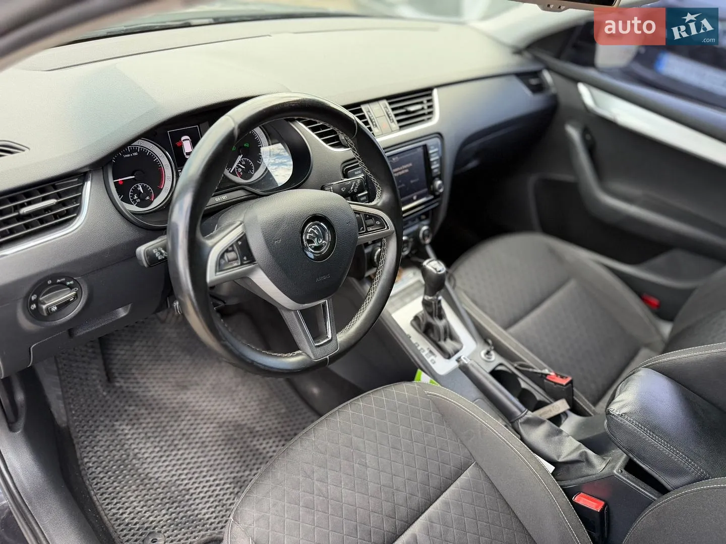2015 Skoda Octavia - мініатюра 23