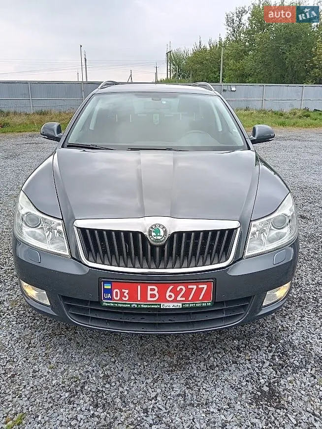 2011 Skoda Octavia - мініатюра 8