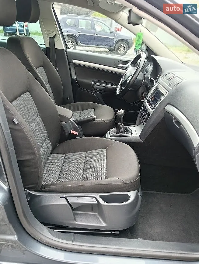 2011 Skoda Octavia - мініатюра 12