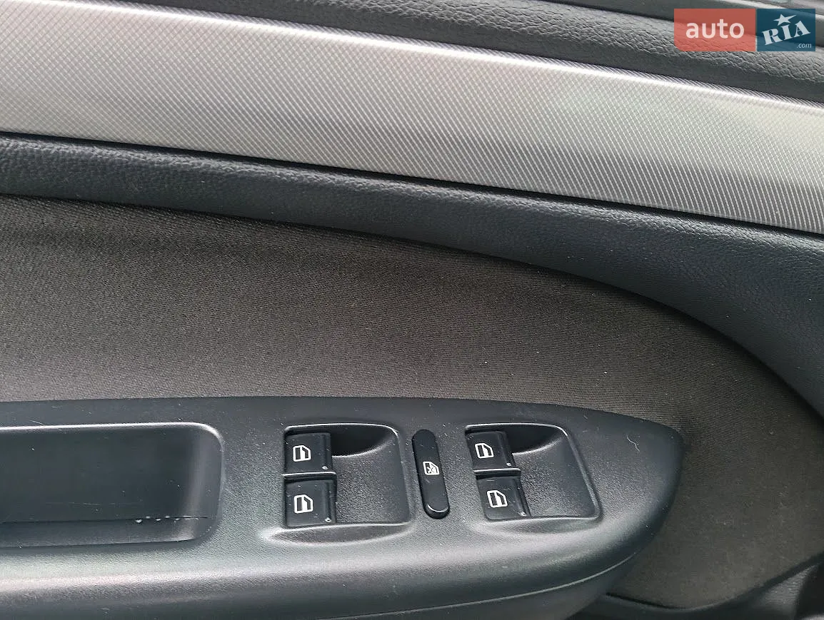 2011 Skoda Octavia - мініатюра 15