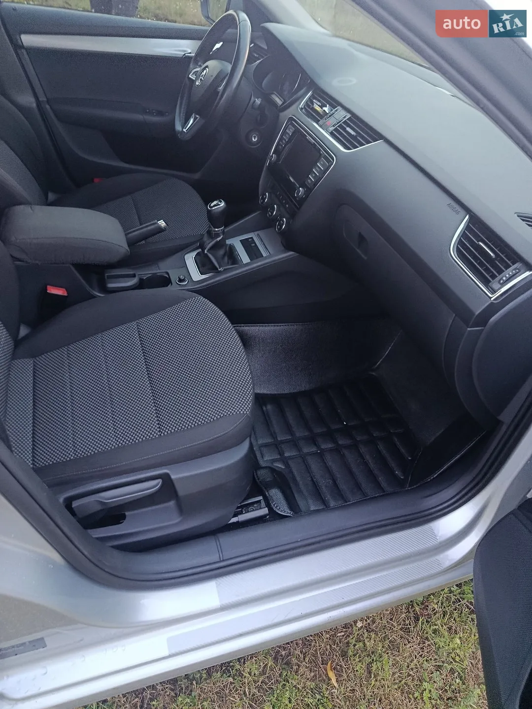 2016 Skoda Octavia - мініатюра 28