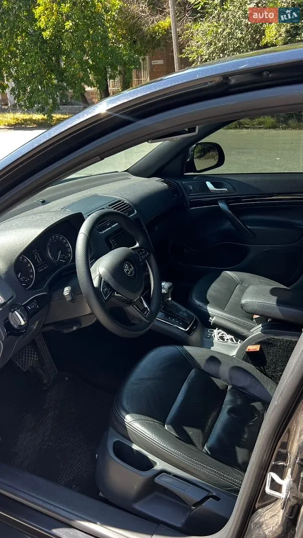 2010 Skoda Octavia - мініатюра 34