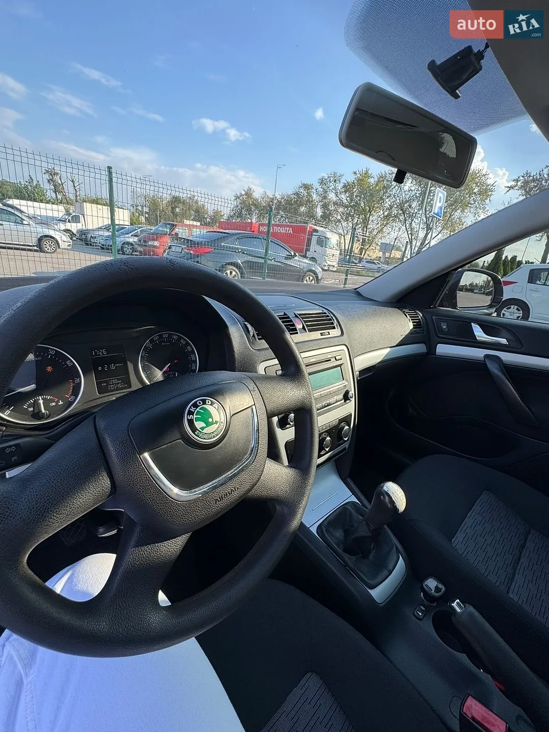 2010 Skoda Octavia - мініатюра 10