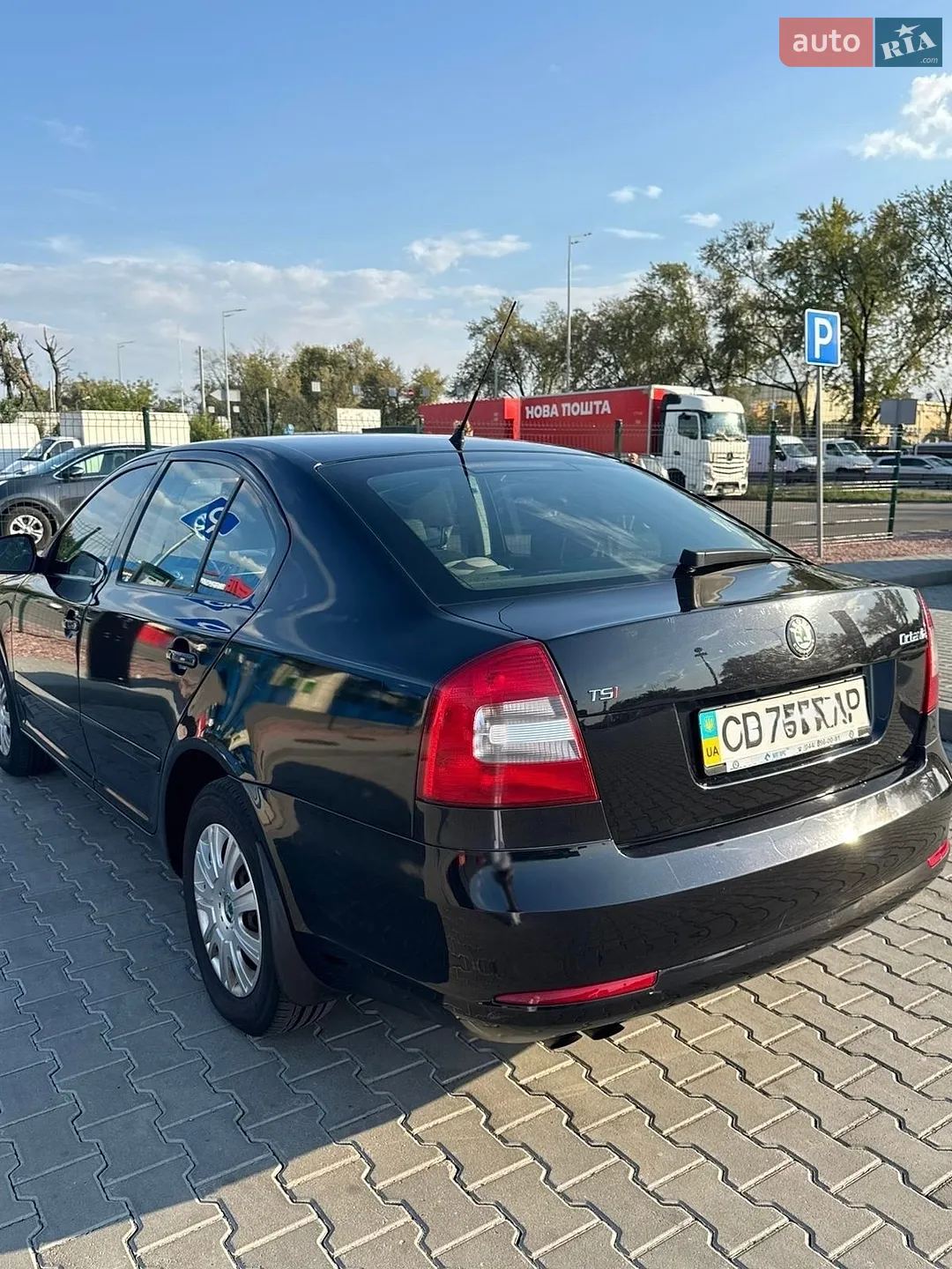 2010 Skoda Octavia - мініатюра 16