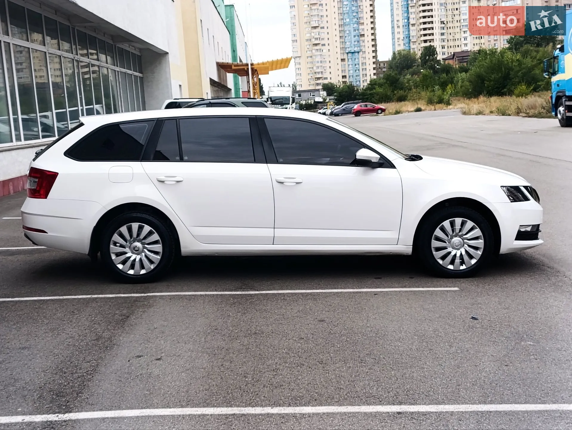 2017 Skoda Octavia - мініатюра 6
