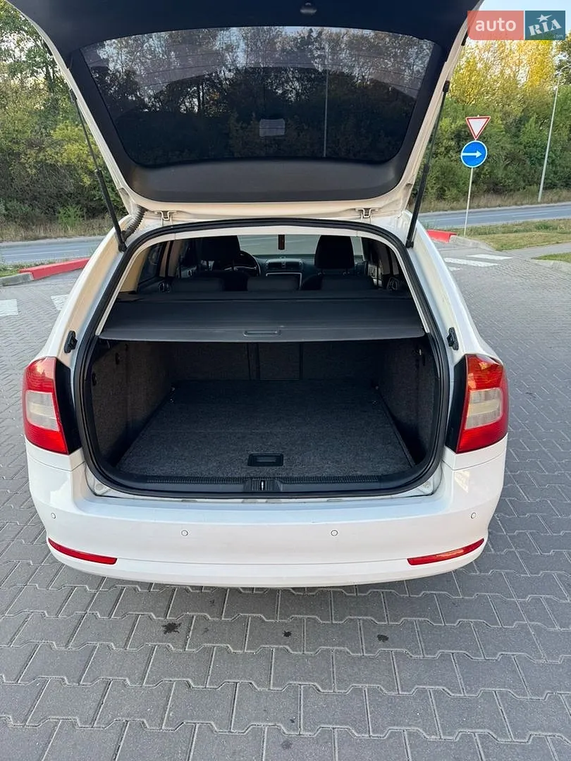 2011 Skoda Octavia - мініатюра 17