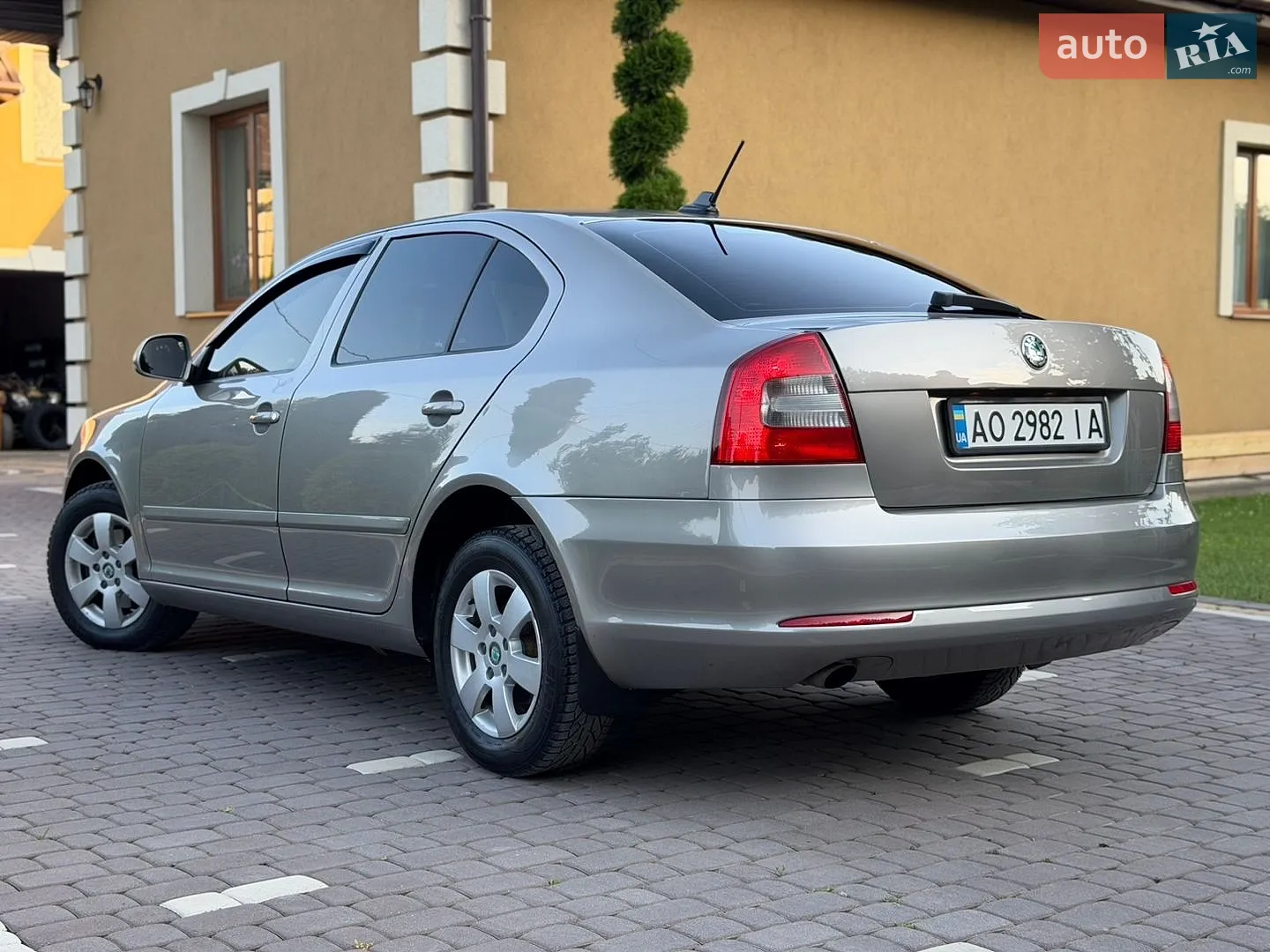 2011 Skoda Octavia - мініатюра 7