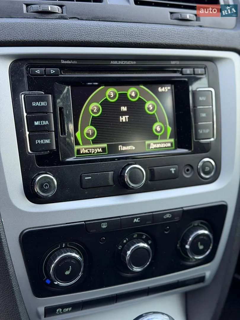 2011 Skoda Octavia - мініатюра 18